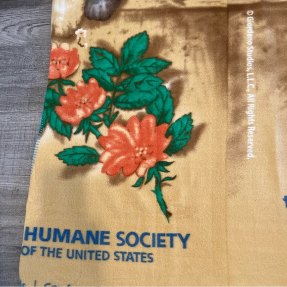 Humane Society of America fleece blanket puppy kitten nwot - Picture 4 of 5
